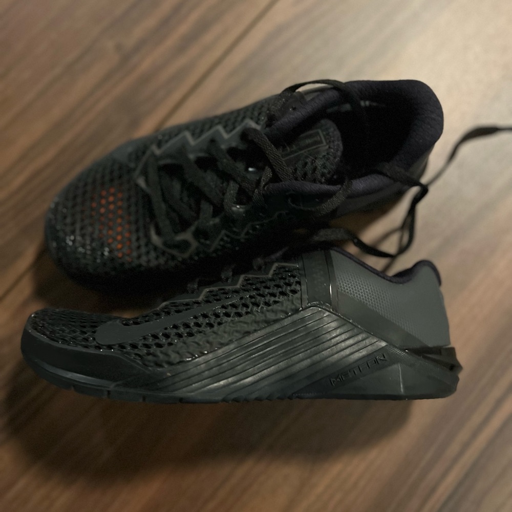 NIKE METCON 6